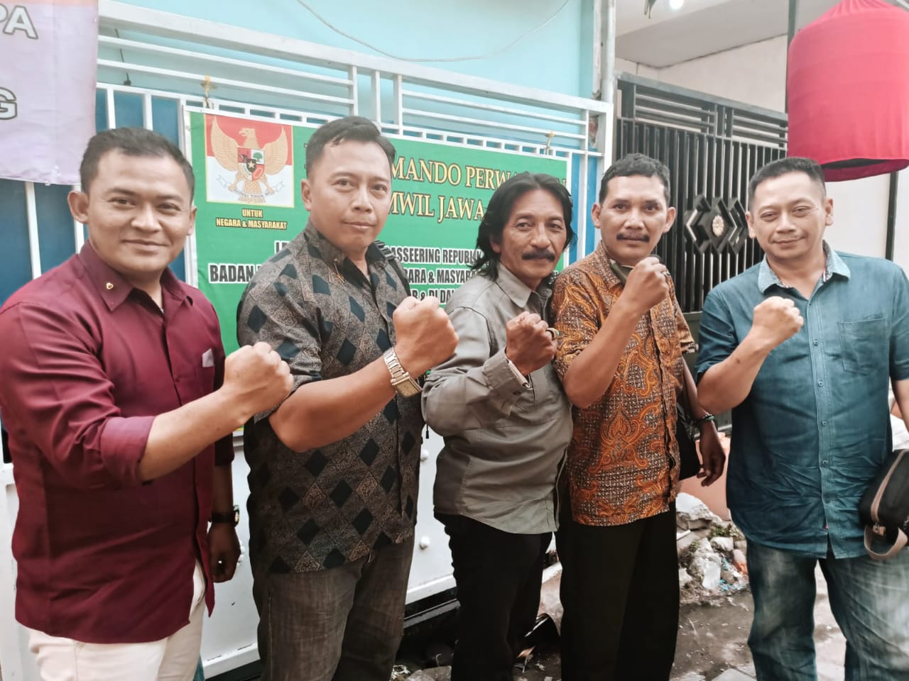 Plt Ketua LMR-RI Komwil Provinsi Jatim Abdul Ghoni, S. Sos Menerima Kunjungan Anggota LMR-RI Komda Jombang Jatim
