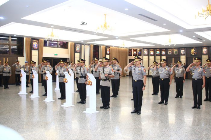 Polri Gelar Serah Terima Jabatan dan Kenaikan Pangkat, Komjen Wahyu Widada jadi Kabareskrim
