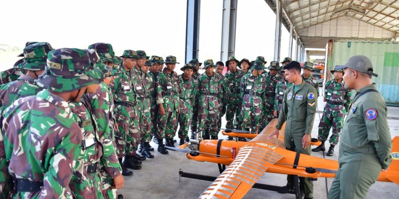 Ratusan Siswa Komponen Cadangan Matra Laut Kunjungi Puspenerbal