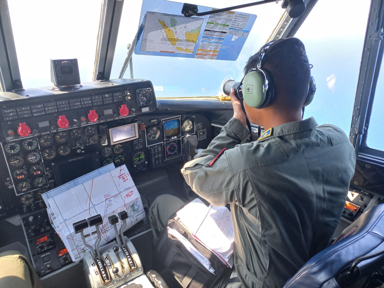 Pesud Casa NC 212-200 MPA Skuadron 800 Laksanakan Operasi Tombak Segara
