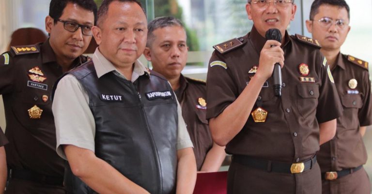 Tim Penyidik Kejaksaan Agung Lakukan Pemeriksaan Terhadap Saksi ABNA
