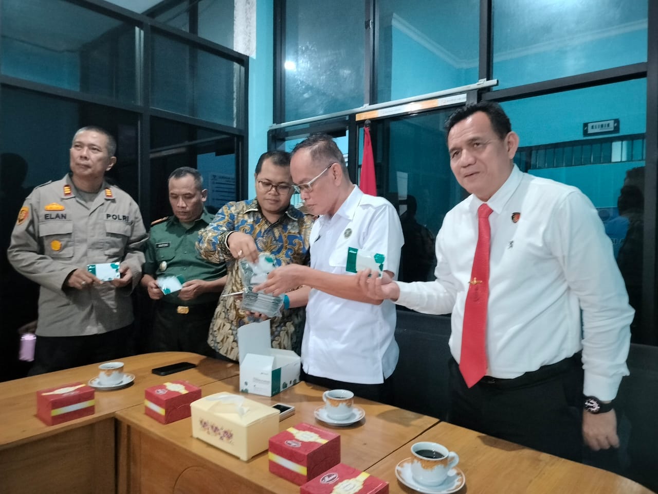 Polres Musi Rawas Dan BNNK Menerima Bantuan 1000 Alat Bantu Tes Urine