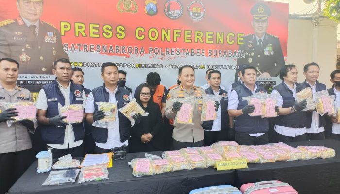Polrestabes Surabaya Polda Jatim Berhasil Ungkap Peredaran Narkoba Jenis Sabu Sebanyak 33,3 Kg Dan 2 Pelaku Di Amankan