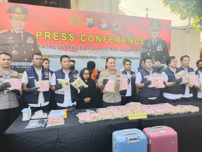 Polrestabes Surabaya Polda Jatim Berhasil Ungkap Peredaran Narkoba Jenis Sabu Sebanyak 33,3 Kg Dan 2 Pelaku Di Amankan
