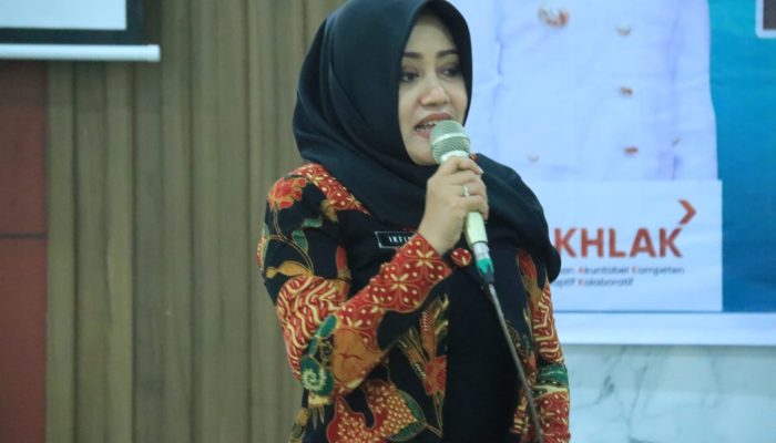 Wujudkan Karakter Anak Yang Baik, Bupati Ikfina Buka Pelatihan PAAREDI Di Kecamatan Gondang