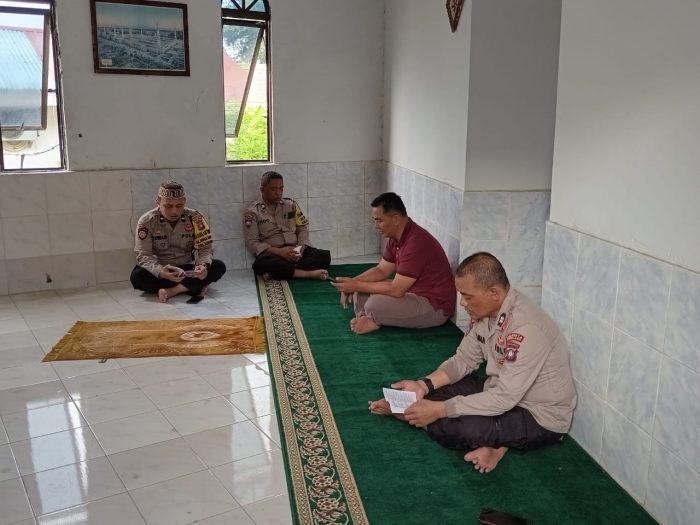 Mengingat Sang Pencipta, Polsek Sekupang Rutin Lakukan Binrohtal Untuk Para Anggotanya
