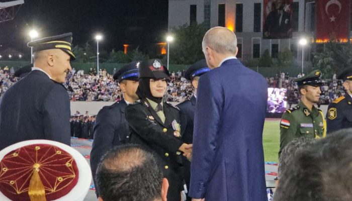 Bikin Bangga, Presiden Erdogan Wisuda 3 Anggota Polri Usai Ikuti Pendidikan 2 Tahun di Turki