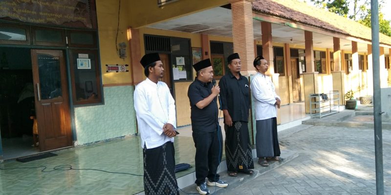 HM Syarif Hidayatullah,S.T,,M.M.T Hadiri Pawai Ta’aruf MI AL QOSIMY