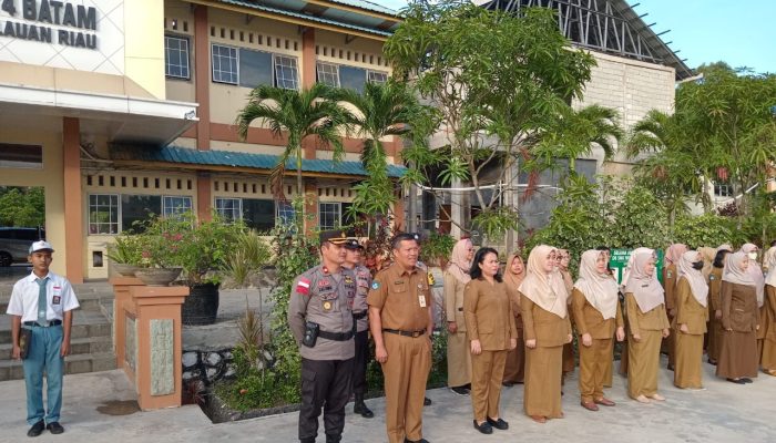 Kapolsek Sekupang Kompol Z.A. Christopher Tamba Menjadi Irup di SMK N 4 Kota Batam