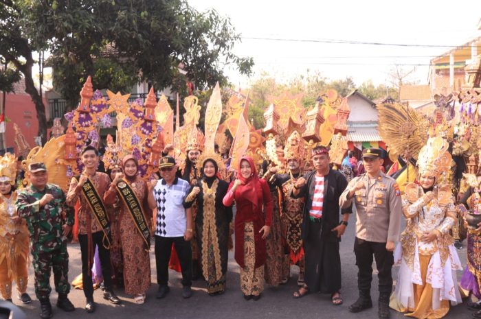 Karnaval Budaya Di Kecamatan Kutorejo Berlangsung Meriah