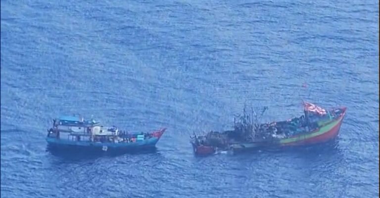 Pesud TNI AL Laksanakan SAR Kecelakaan Kapal Di Perairan Pulau Fani Papua Barat Daya