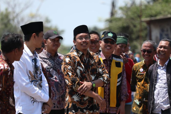 Gus Muhdlor Sidak Proyek Betonisasi Banjarsari – Damarsi, Progres Surplus 9 Persen