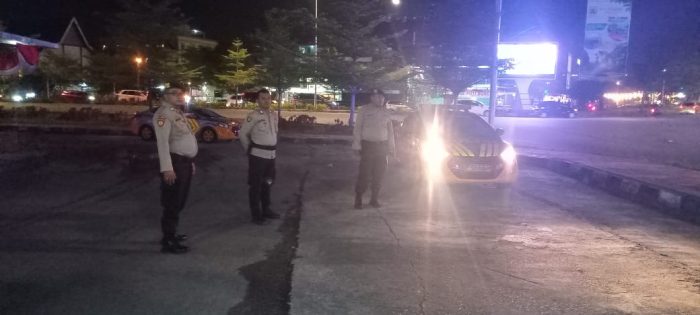 Patroli Cipkon, Kapolsek Batu Ampar: Waspada Terhadap Tindak Kriminal dan Aktifkan Siskamling