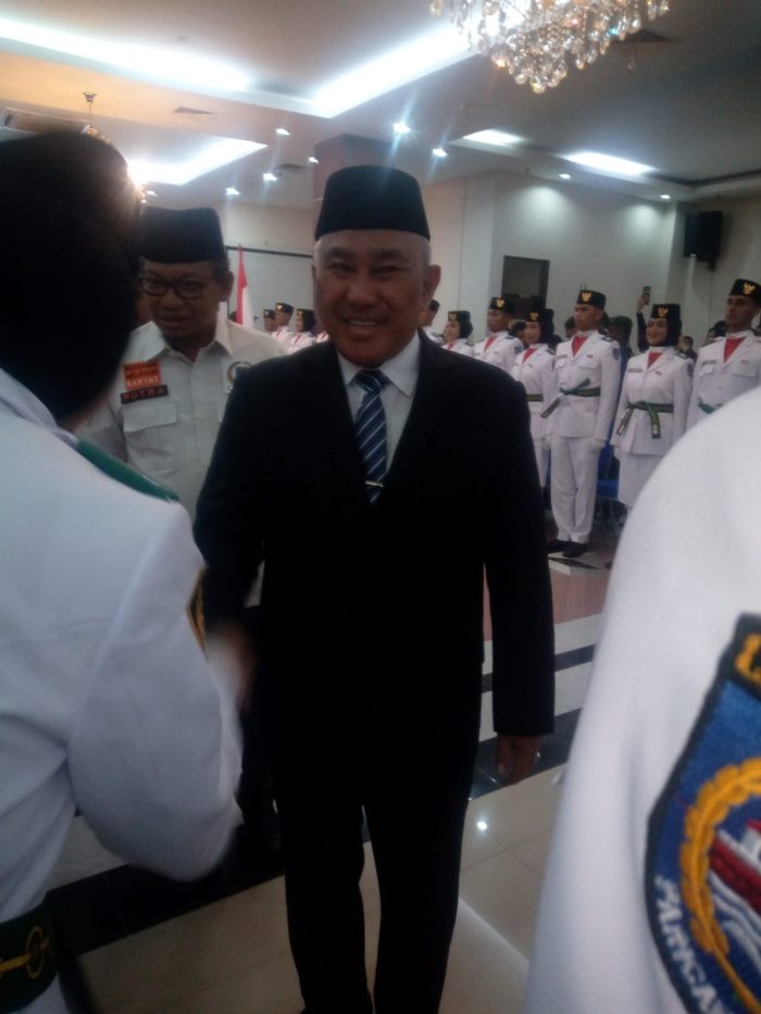 Walikota Kukuhkan 40 Anggota Paskibra Depok.