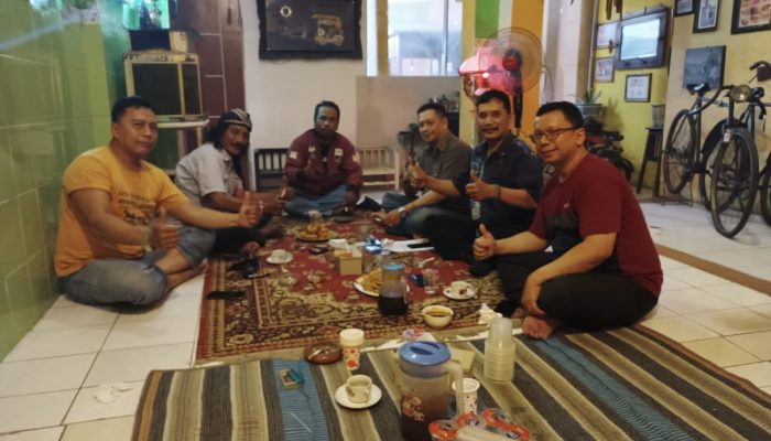 Demi Mewujudkan Fitrah Dan Marwah LMR-RI Plt Ketua Komwil Jawa Timur Abdul Ghoni,S.sos Kunjungan Ke Sekretariat LMR-RI Komda Jombang