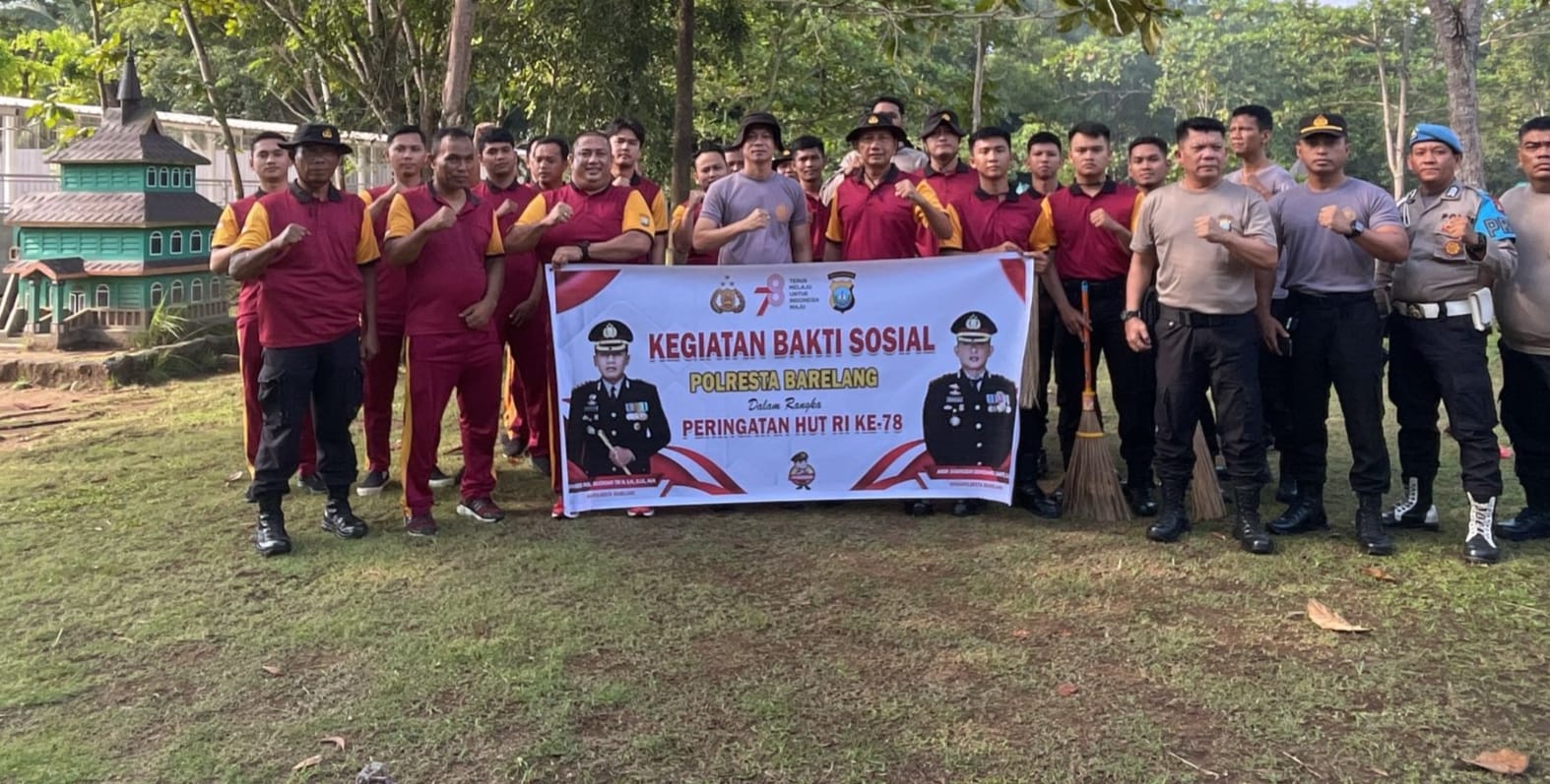 Peduli Lingkungan Kasatreskrim Polresta Barelang: Merupakan Program Prioritas Polri dalam Melaksanakan Kebersihan