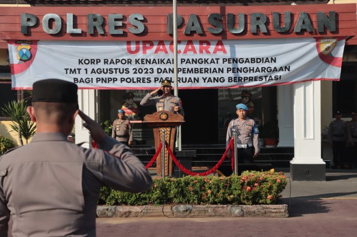 Kapolres Pasuruan Pimpin Upacara Korp Rapor Kenaikan Pangkat Pengabdian Dan Pemberian Reward Kepada Anggota Berprestasi