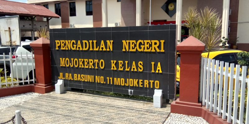 Pihak Notaris Tidak Tahu Ada Pembayaran Melalui Tunai dan Transfer, Tanya Majelis Hakim