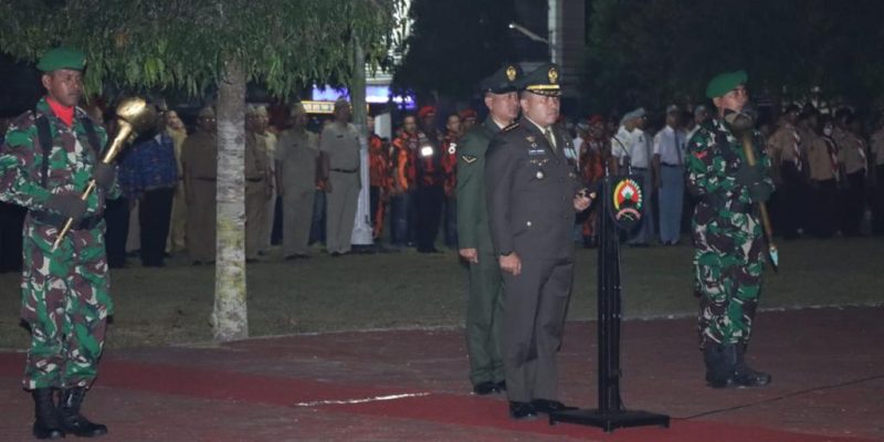 Danrem 071/Wijayakusuma Pimpin Apel Kehormatan dan Renungan Suci (AKRS) HUT RI Ke-78 di TMP Tanjung Nirwana Purwokerto