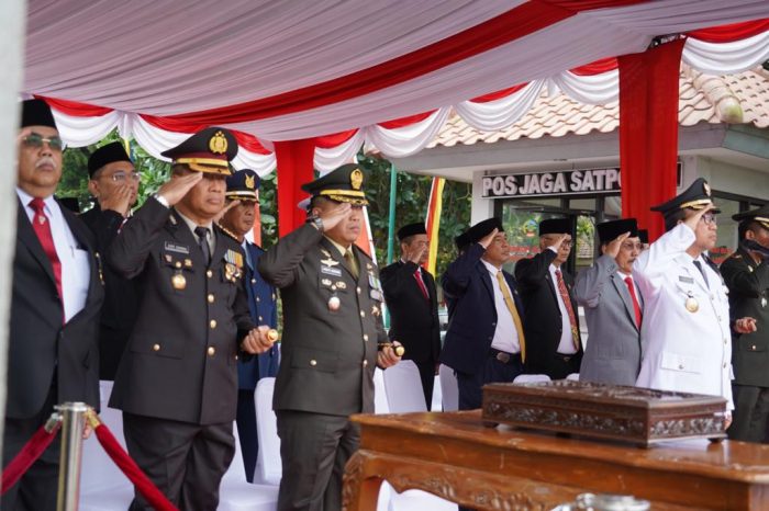 Danrem 071/Wijayakusuma Ikuti Upacara  Memperingati Hari Proklamasi Kemerdekaan Republik Indonesia di Pemkab Banyumas