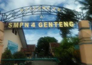 Wali Murid SMP Negeri 4 Genteng Keluhkan Pembayaran Senilai Jutaan Rupiah