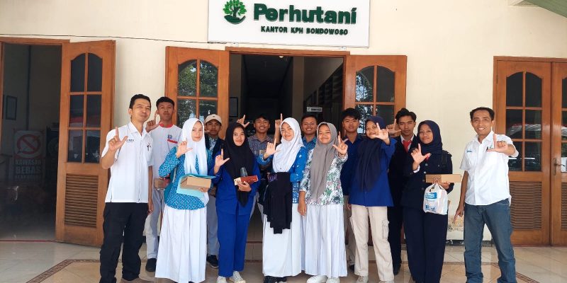 Siswa Siswi Mengikuti Kegiatan Program Dari Kementrian LHK
