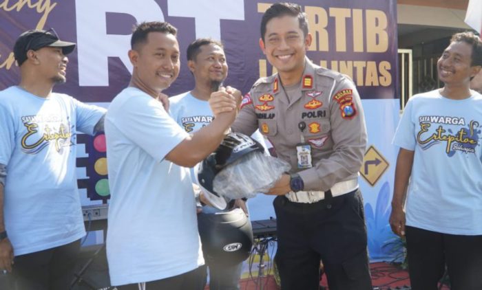 Polres Pasuruan Resmikan Program RT Tertib Lalulintas