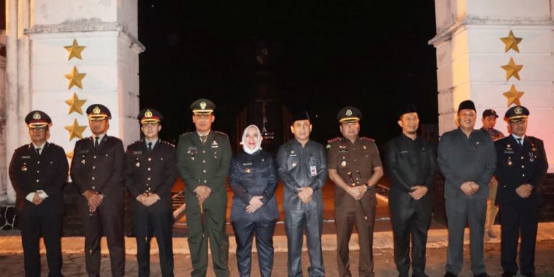 Upacara Kehormatan Renungan Suci HUT RI Ke-78 Di Taman Makam Pahlawan Patria Berlangsung Khidmat