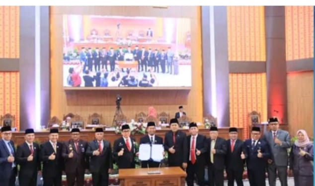 PARIPURNA DPRD KOTA LUBUK LINGGAU BAHAS AKHIR JABATAN WALIKOTA