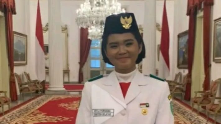 Pembawa Baki Penurunan Bendera Keyla Azzahra Purnama di Istana Merdeka, Ternyata Putri Personel Polres Musi Rawas, Sekolah Di SMA N 4 Lubuklinggau