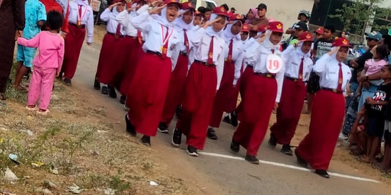 78, UPTD SDN Burneh 3 Bangkalan Ikuti meramaikan Gerak Jalan Tingkat Kecamatan