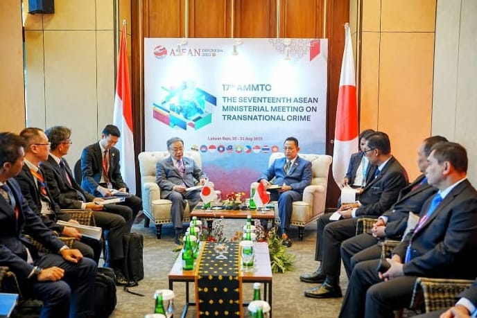 Pertemuan AMMTC ke-17 di Labuan Bajo, Hasilkan 4 Deklarasi, Gerbang Polri dan ASEAN Jaga Kawasan Dari Kejahatan Transnasional.