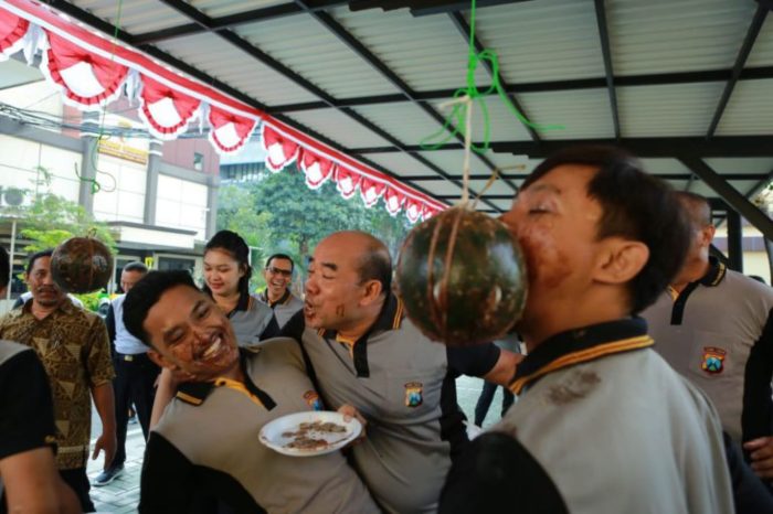 Meriahkan HUT RI Ke-78 Bidhumas Polda Jatim Gelar Berbagai Lomba Maknai Bersatu Itu Kuat.