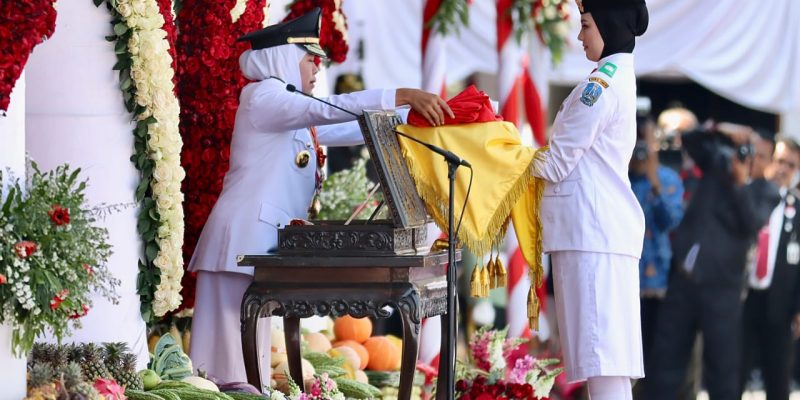 Peringatan HUT RI Ke-78, Khofifah Bangun Optimisme Jatim Terus Maju Menuju Indonesia Emas 2045
