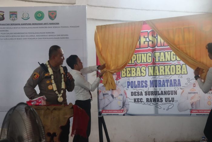 AKBP Koko Arianto Wardani, SIK, MH,  Meresmikan Kampung Tangguh Bebas Narkoba Di Desa Surulangun Muratara