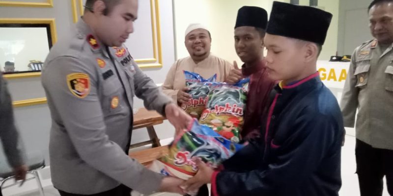 Kembali Berbagi Kapolsek Batu Ampar Berikan Bansos Ke Panti Asuhan Islahul Ummah Dan Panti Asuhan Al Alif