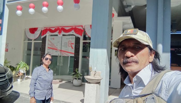 Ketua DPC CAPA Surabaya Serahkan Berkas Persyaratan Kesbangpol Surabaya