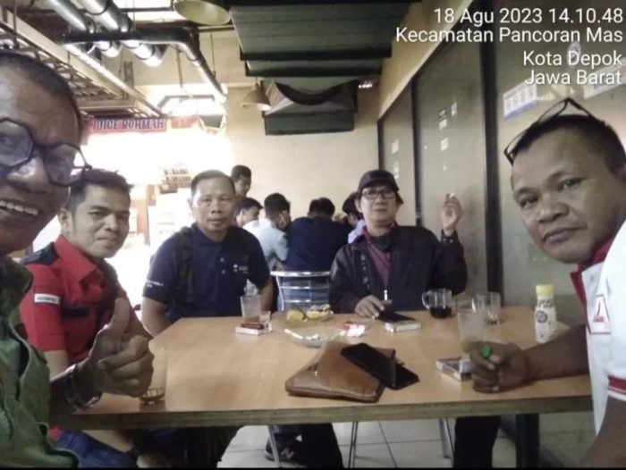 Ketum DPP SBNI Ngopi Bareng Bersama Para Media Dan Pengurus SBNI