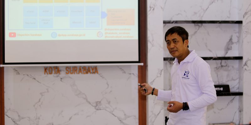 PEMKOT Gandeng  DPRD TINJAU ULANG RENCANA TATA RUANG WILAYAH SURABAYA 2023-2043