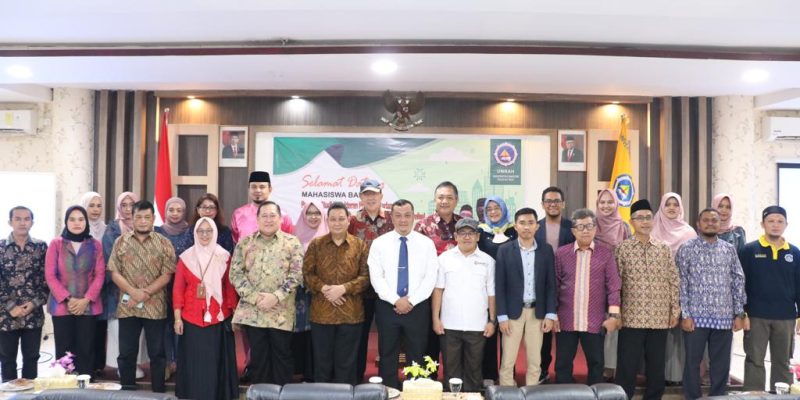 Karumkital Dr. Midiyato Suratani Hadiri Acara PKKMB Program Studi Pendidikan Dokter FK Umrah T.A. 2023/2024