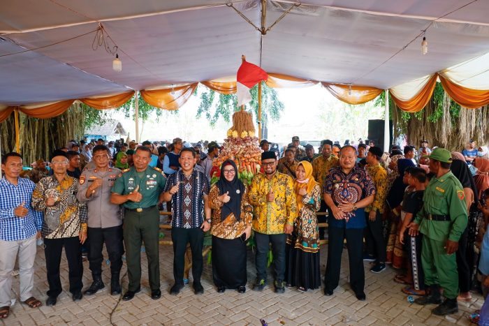 Gelar Sedekah Bumi Desa Sawo: Wabup Gresik Bangga Melihat Budaya Khas Indonesia Terus Lestari