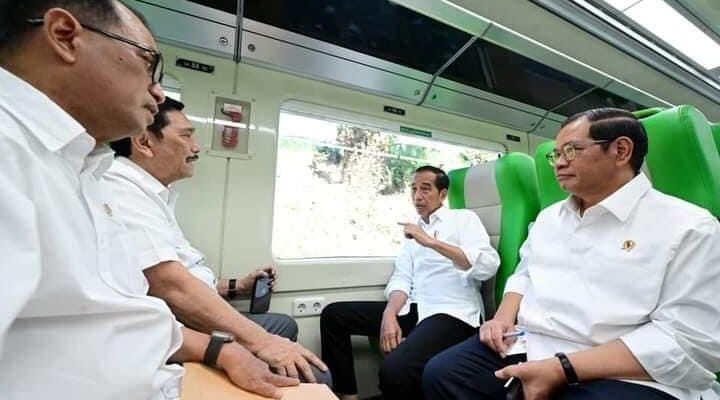 Presiden Jokowi Lakukan Uji Coba Kereta Cepat Jakarta-Bandung