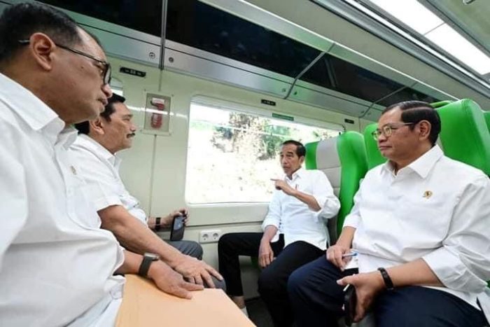 Presiden Jokowi Lakukan Uji Coba Kereta Cepat Jakarta-Bandung