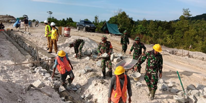 Pengecekan Kesiapan Menjelang H-2 Pembukaan TMMD Kodim 0318/Natuna Oleh Dinas Bina Marga PU