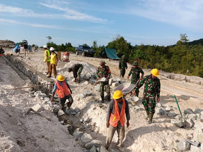 Pengecekan Kesiapan Menjelang H-2 Pembukaan TMMD Kodim 0318/Natuna Oleh Dinas Bina Marga PU