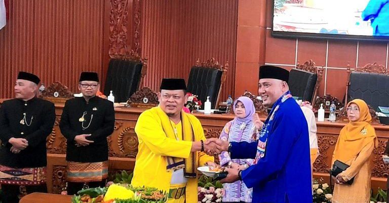 Anggota DPRD Depok Harus Banyak Bertobat Nasuha, Kok Dapat di Berikan Penghargaan?