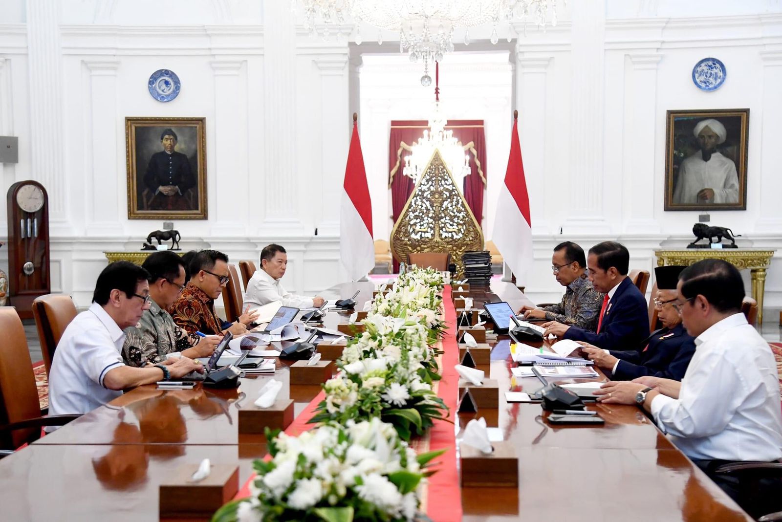 Presiden Jokowi Gelar Rapat Terbatas Terkait RUU ASN