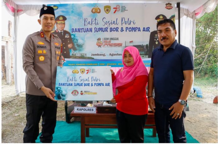 Kapolres Jombang AKBP Eko Bagus Riyadi Berikan Bantuan Sumur Bor dan Pompa Air Kepada SLB Hardika Bhakti Peterongan