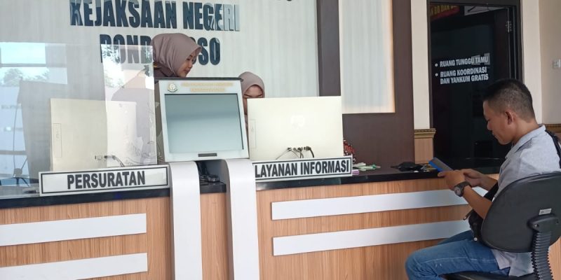 Ketua LPBI, Mendatangi Kantor Kejaksaan Negeri Bondowoso Menanyakan Kepastian Hukum