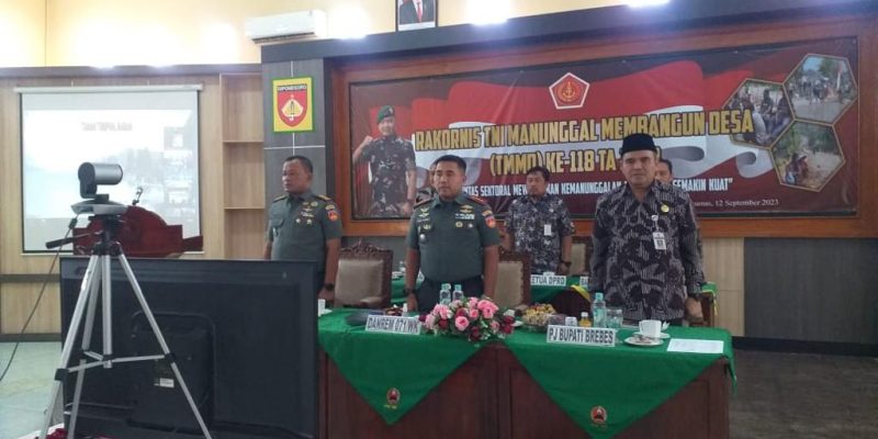 Ikuti Vicon Rakornis TMMD 118, Danrem Wijayakusuma : TMMD Wujud Nyata Kemanunggalan TNI-Rakyat Tingkatkan Kesejahteraan Masyarakat